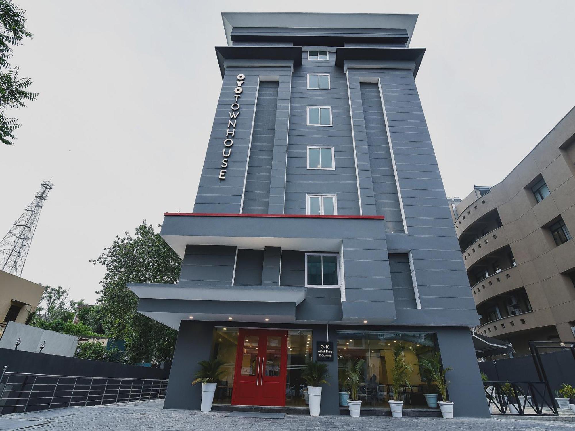 فندق Townhouse C Scheme Ahinsa Circle جايبور المظهر الخارجي الصورة